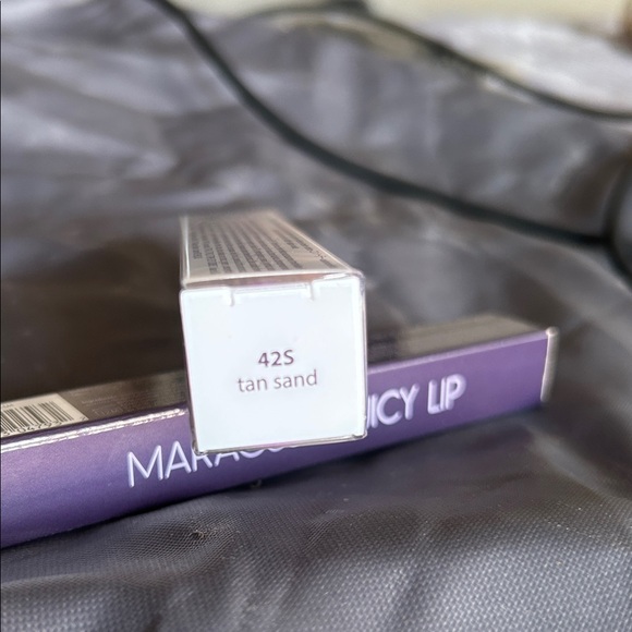 Tarte 3 Piece Kit Maneater Black Mascara,Tan Sand Concealer & Maracuja Juicy Lip - Picture 10 of 16